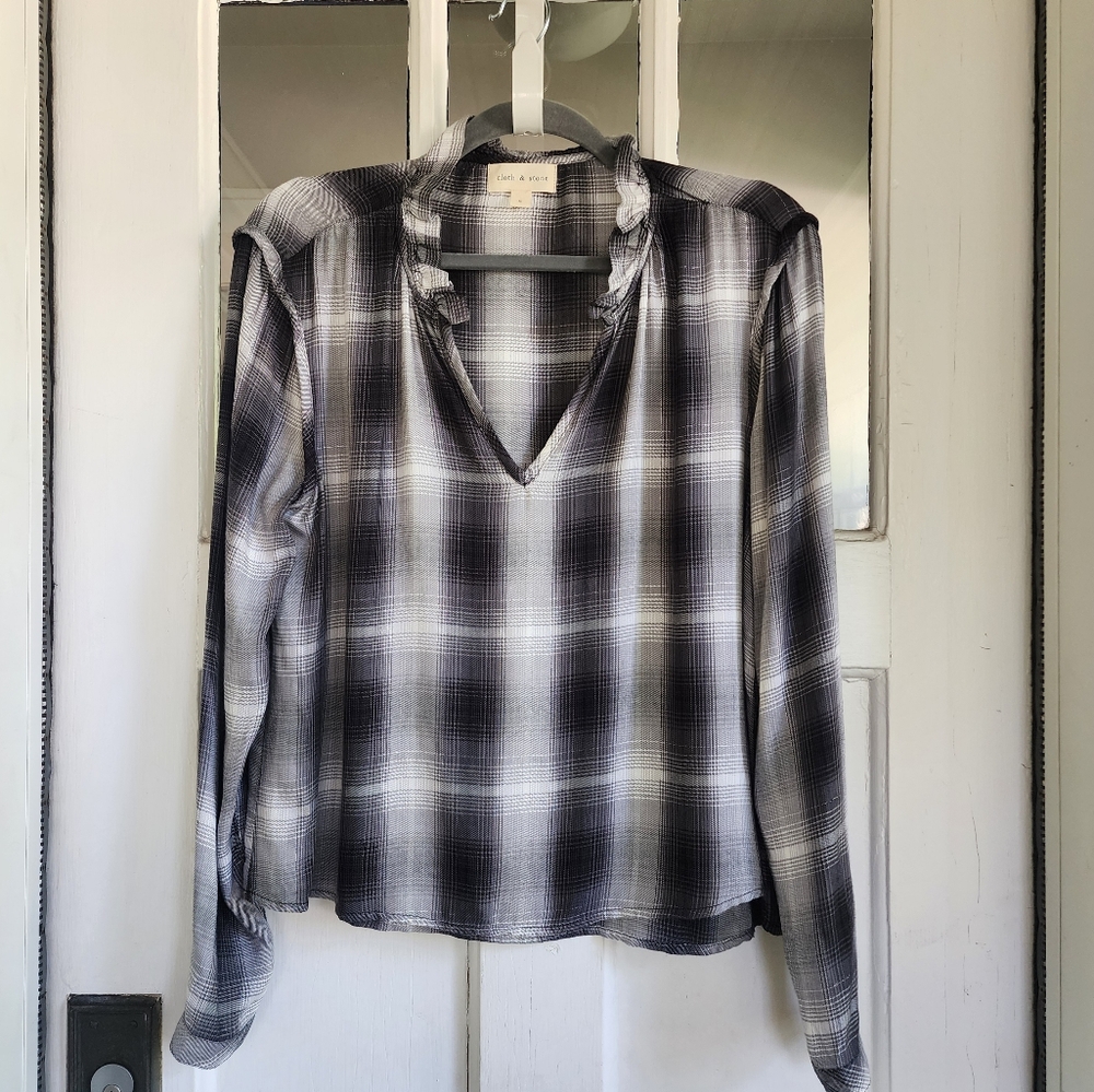 Anthropologie Cloth & Stone Plaid Long Sleeve Blouse